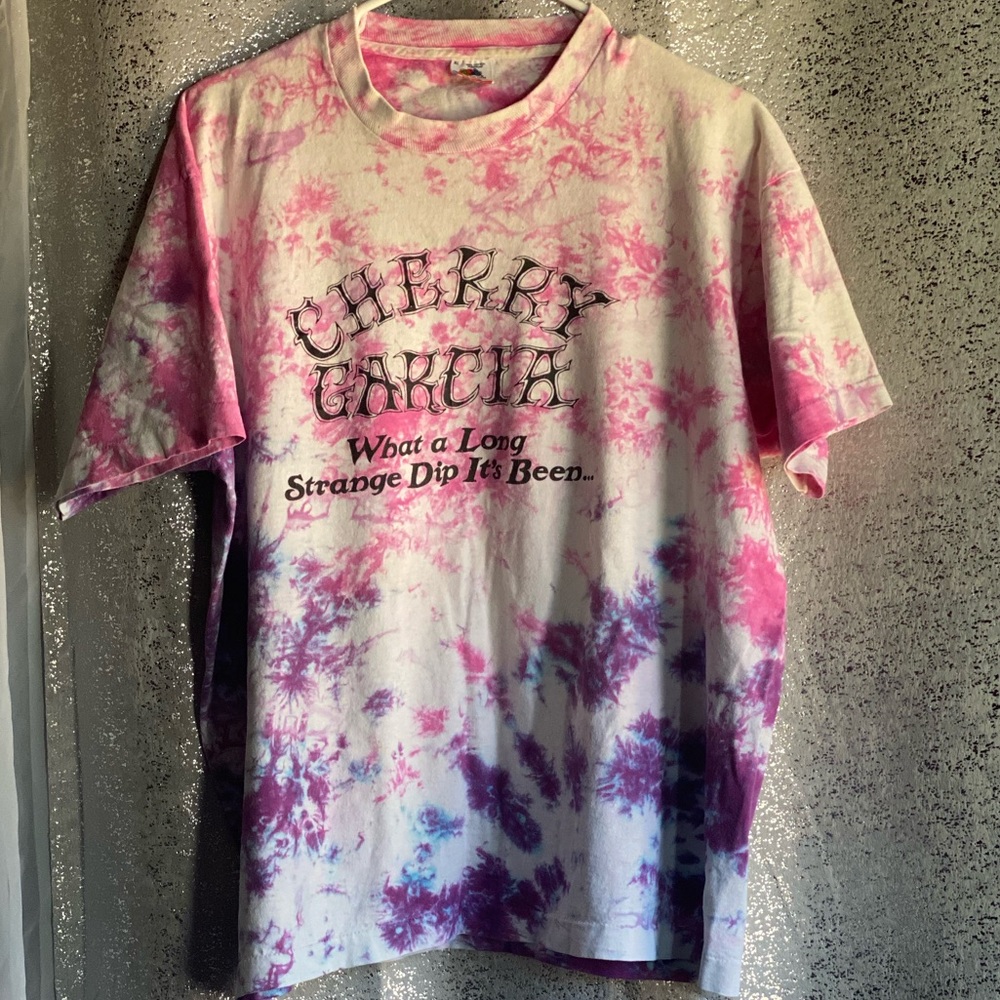 Ben and Jerry’s Tie Dye Cherry Garcia XL (Unisex)